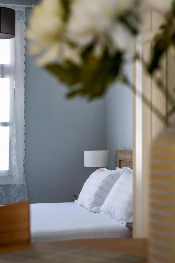 Helios Lovely Apartment Скопелос Экстерьер фото