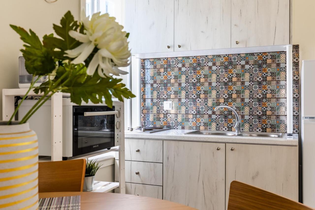 Helios Lovely Apartment Скопелос Экстерьер фото